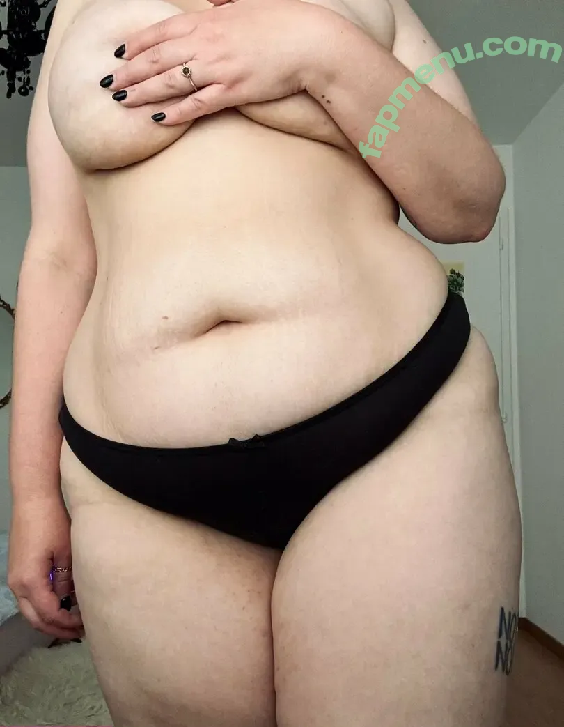 curvy__honey nude photo #0019 (curvy_honey_model)