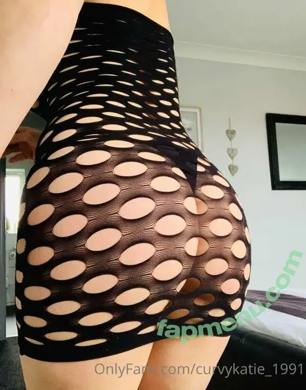 Curvy Katie nude photo #0048 (Curvykatie1991 / Latie Knowles / curvy.katie / curvykatie_1991)