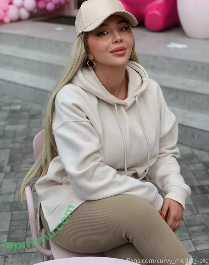 curvy_model_kate nude photo #0065 (curvykate)