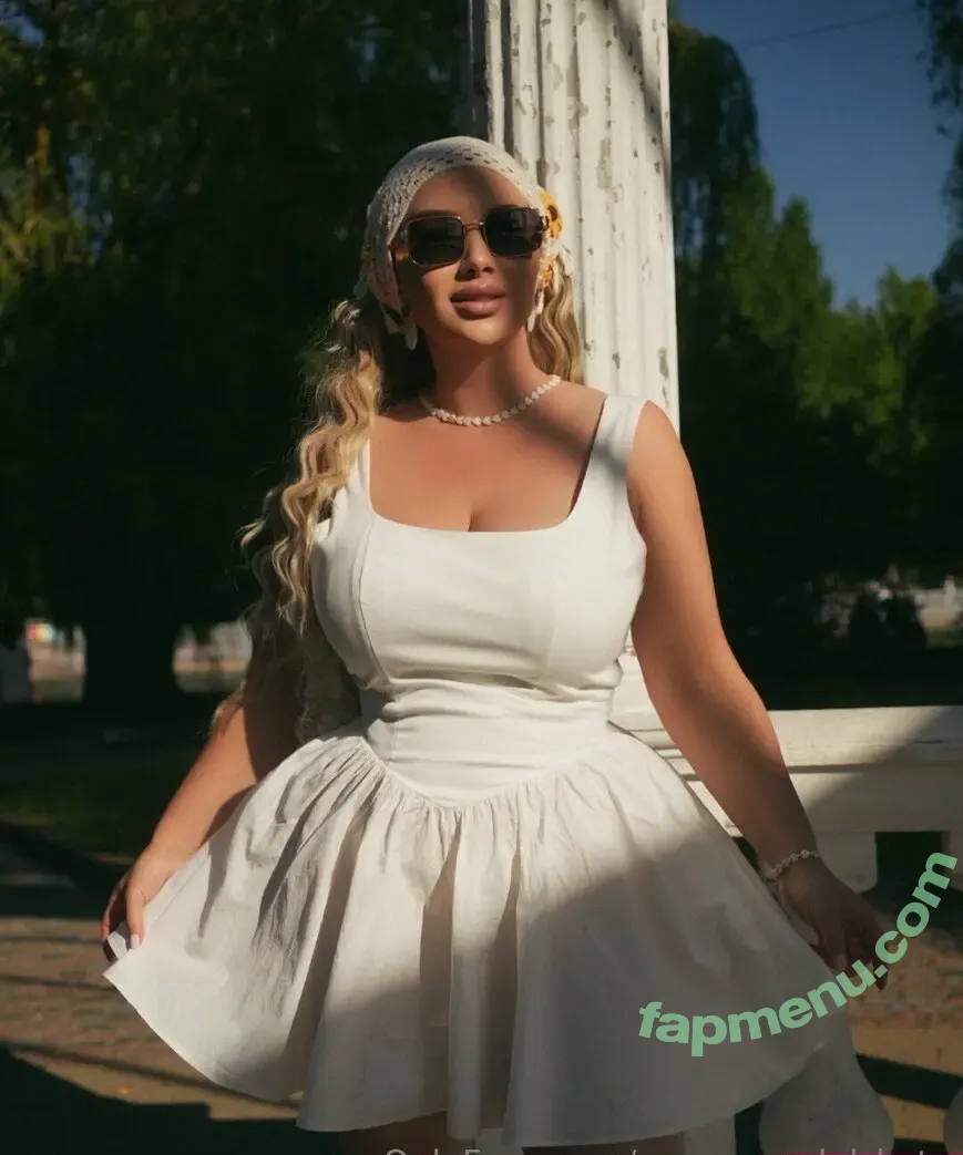 curvy_model_kate nude photo #0257 (curvykate)