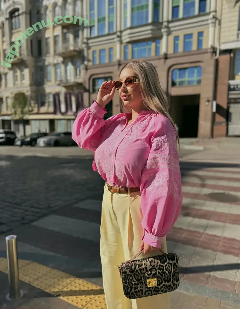 curvy_model_kate nude photo #0264 (curvykate)