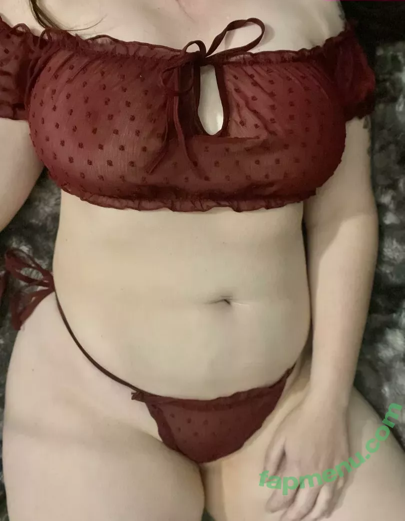 Curvy Nerd Penny nude photo #0030 (LegoCurves / curvyandnerdybookblog)