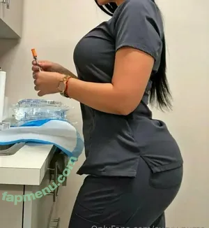 curvy-nurse / thecurvaceousnurse nude photo #0017
