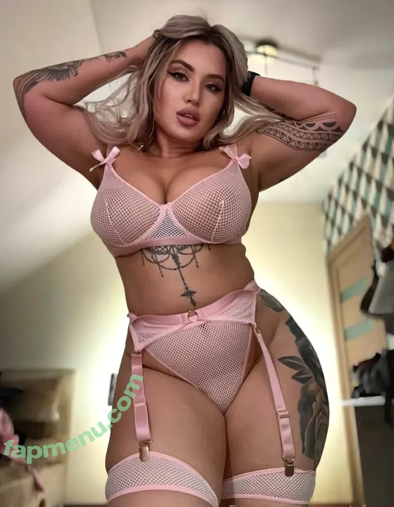 curvyalyfree nude photo #0015 (curvyalyfree)