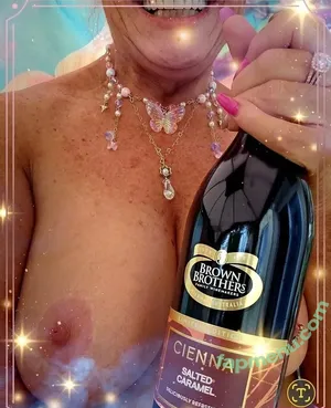 curvybarbieprincess / curvybarbieno1 nude photo #0001