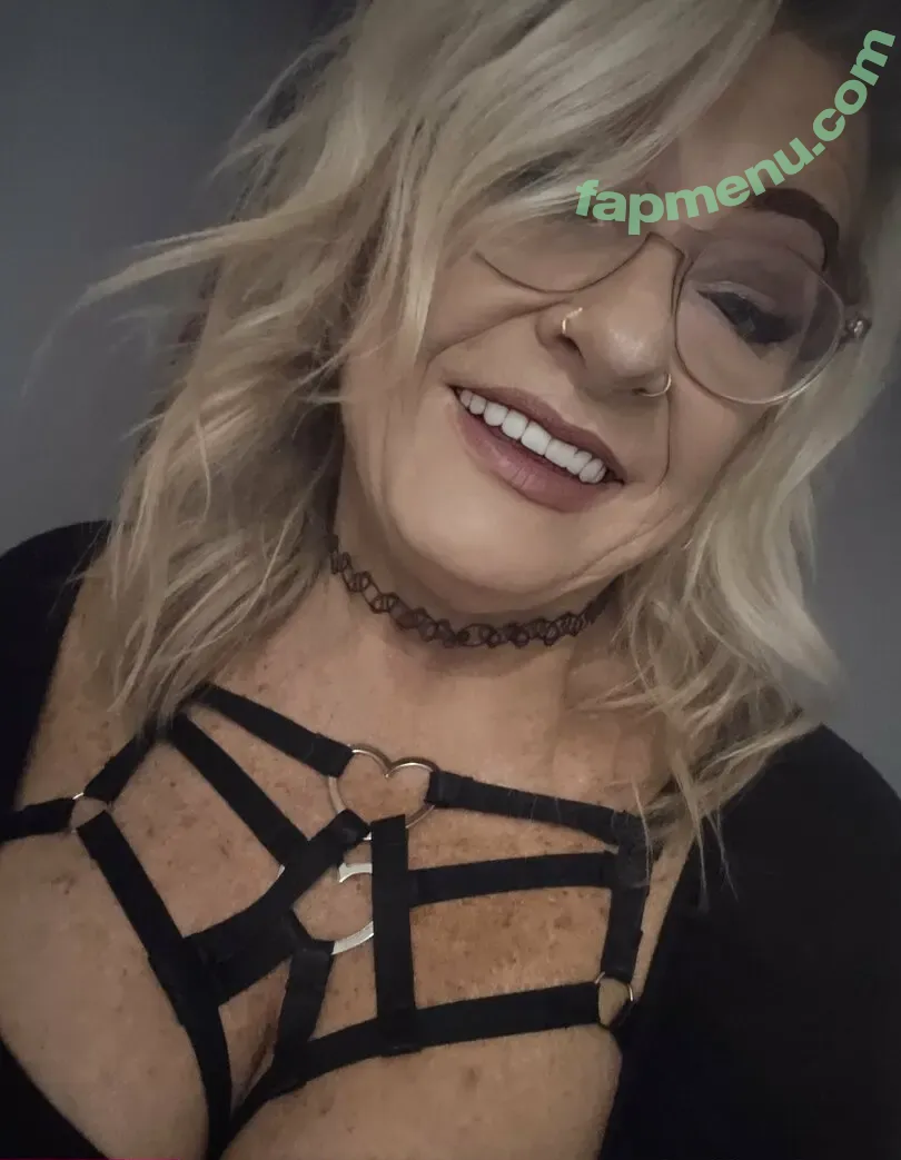 curvybarbieprincess nude photo #0039 (curvybarbieno1)