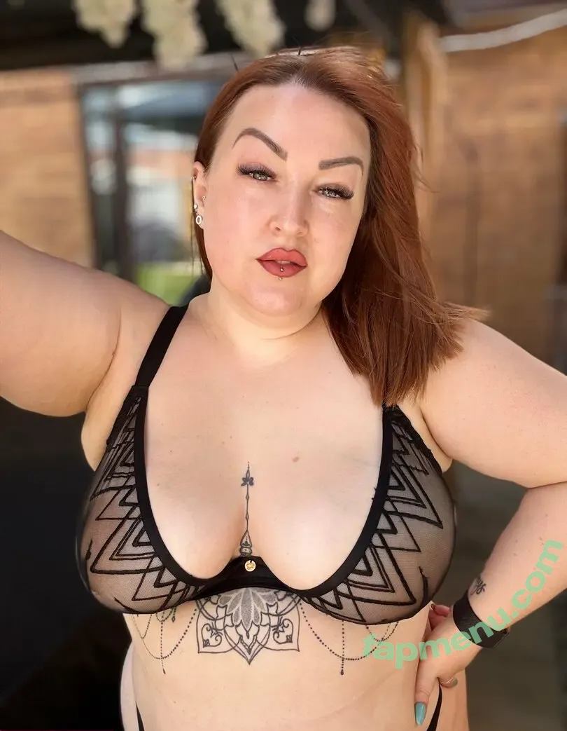 curvycariad_free nude photo #0036 (curvycariad_free)