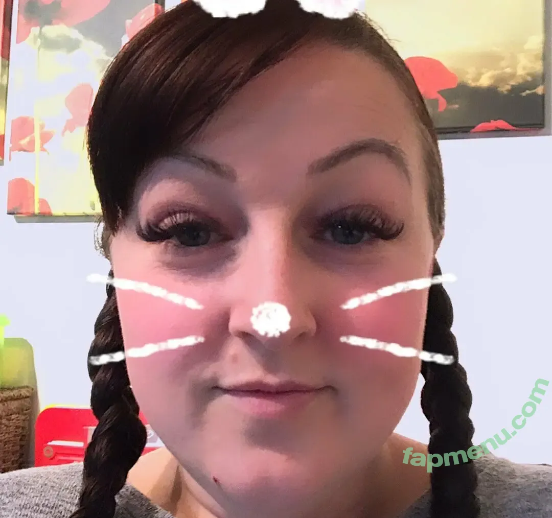 curvycariad nude photo #0002 (crazy_curvy_cute)