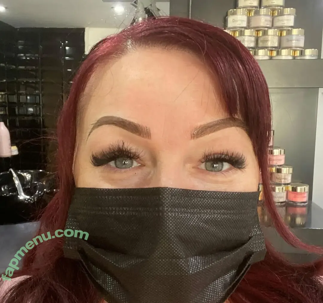 curvycariad nude photo #0016 (crazy_curvy_cute)