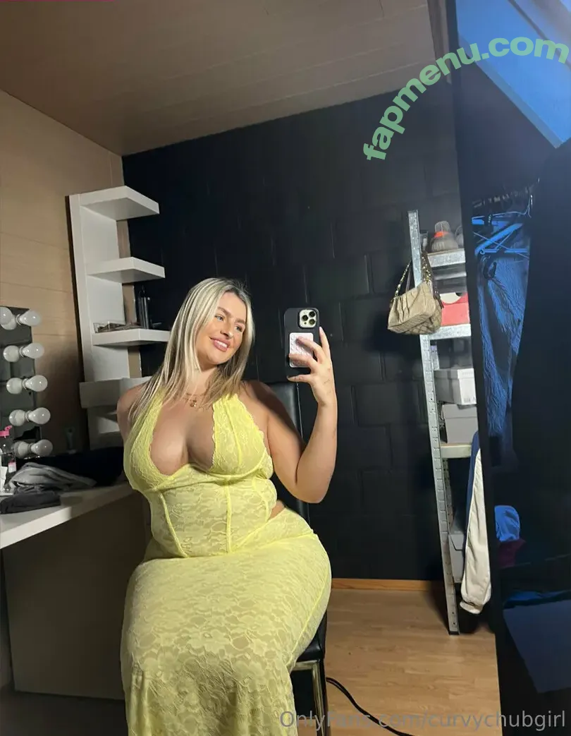 curvychubgirl nude photo #0013 (curvystarlaura)