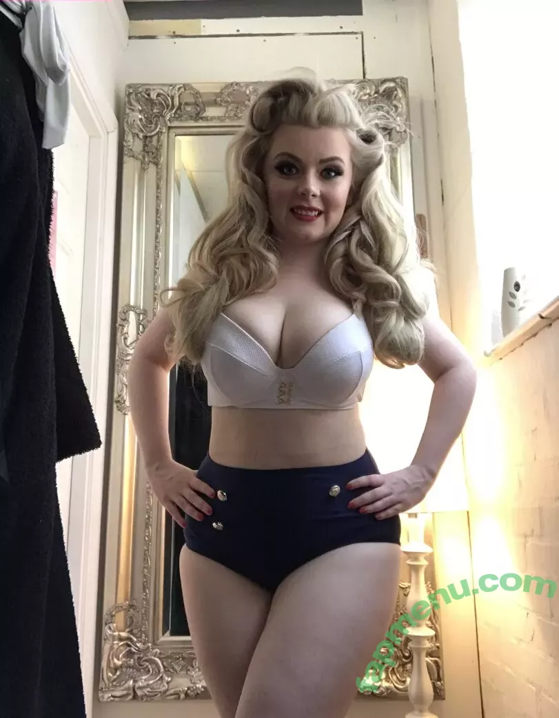 curvydanni nude photo #0047 (curvydanny)