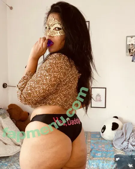 Curvydesi nude photo #0001 (br8stfriend / u470375761)