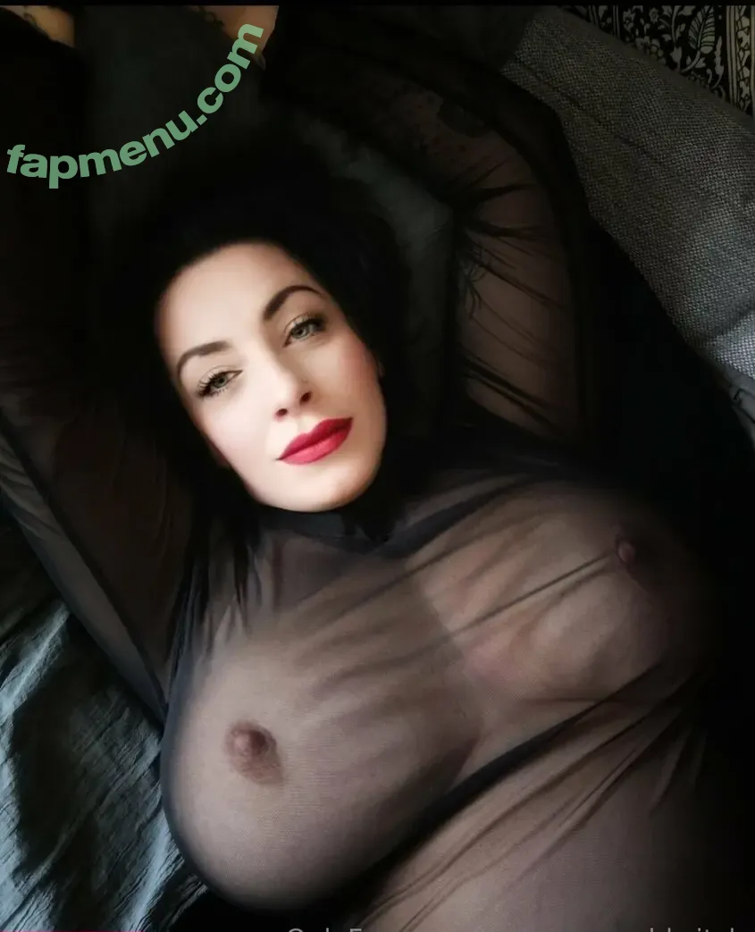 curvyemeraldwitch nude photo #0051 (Sandra Szatkowski / Sanny / Sansza77)