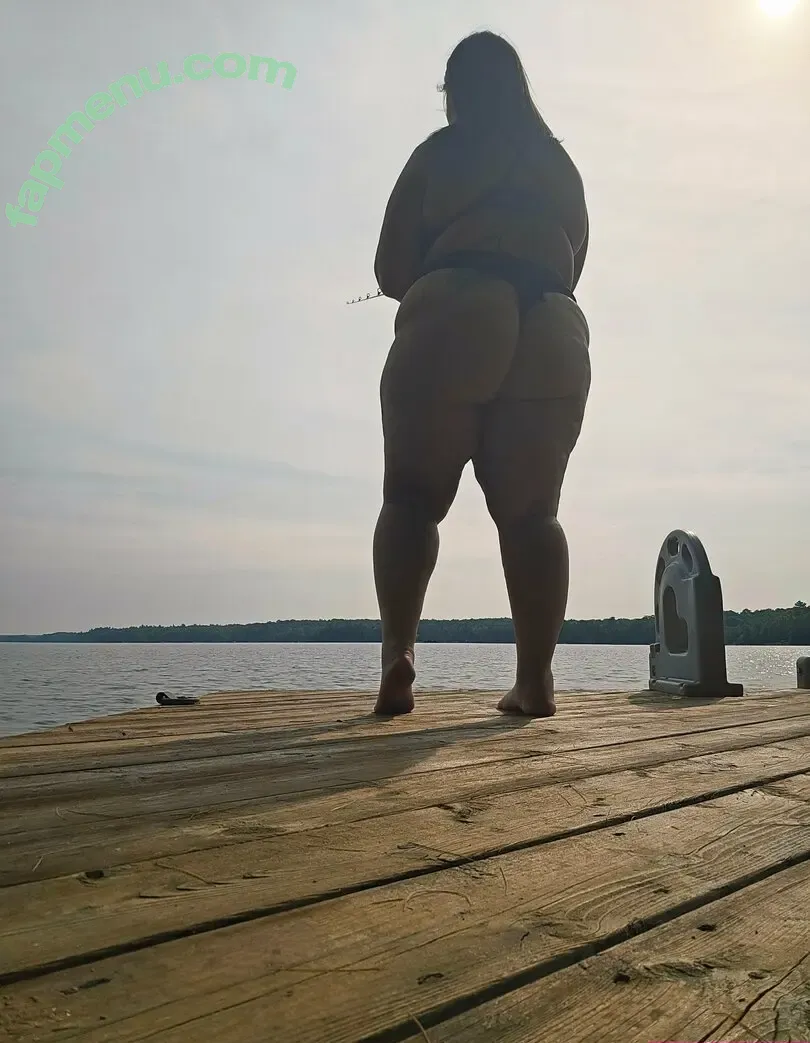 curvyjessicajiggles nude photo #0156 (haunting_elephant_77 / jessicaokoli_ / u)