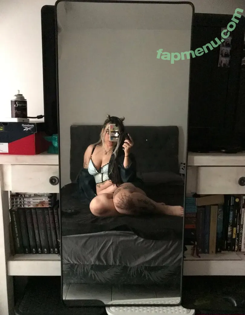 curvylinea nude photo #0001 (curvylineacol)