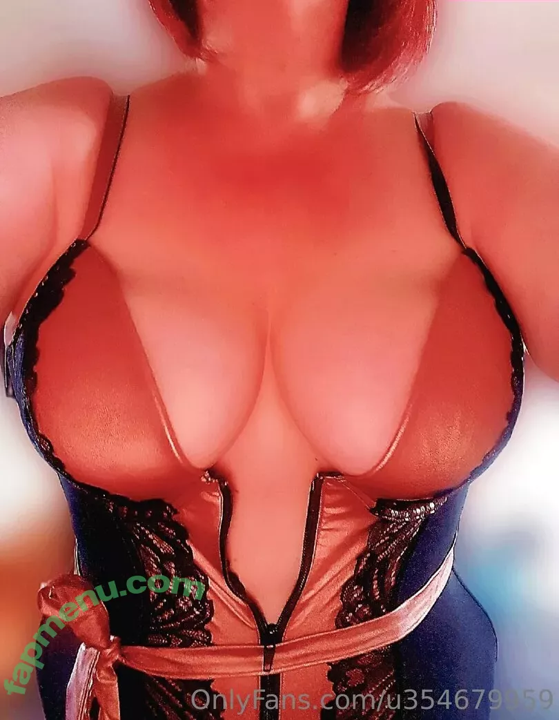 curvyredhead2023 nude photo #0006 (curlyheadedred)