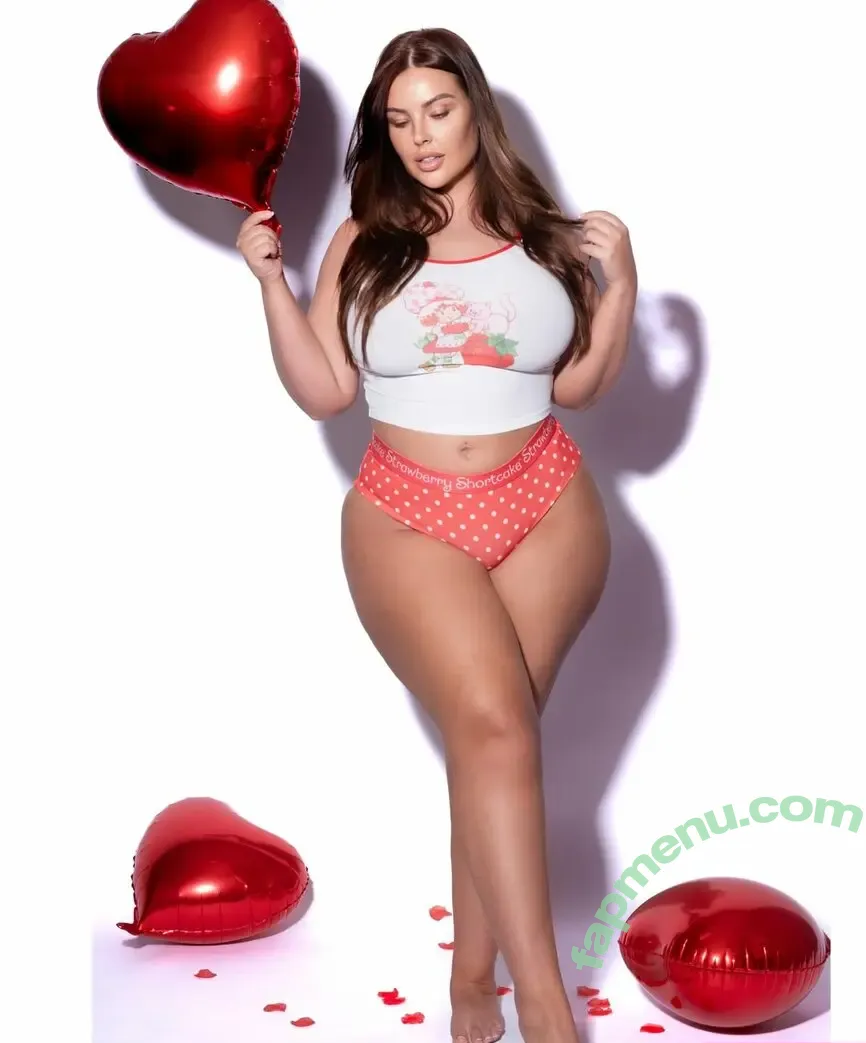 curvyshasha nude photo #0014 (curvyshasha)