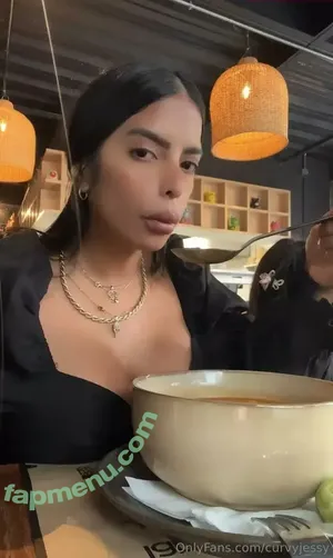 curvywith / curvygirlsgram nude photo #0007