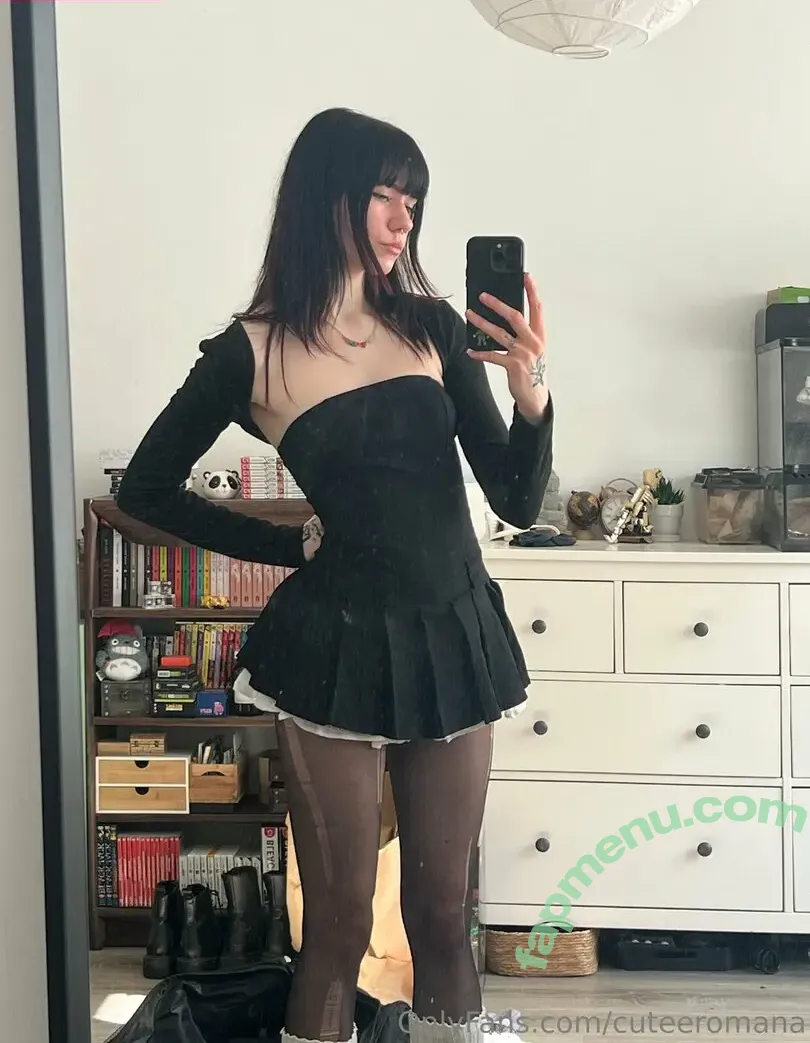 cuteeromana nude photo #0085 (only.romana)