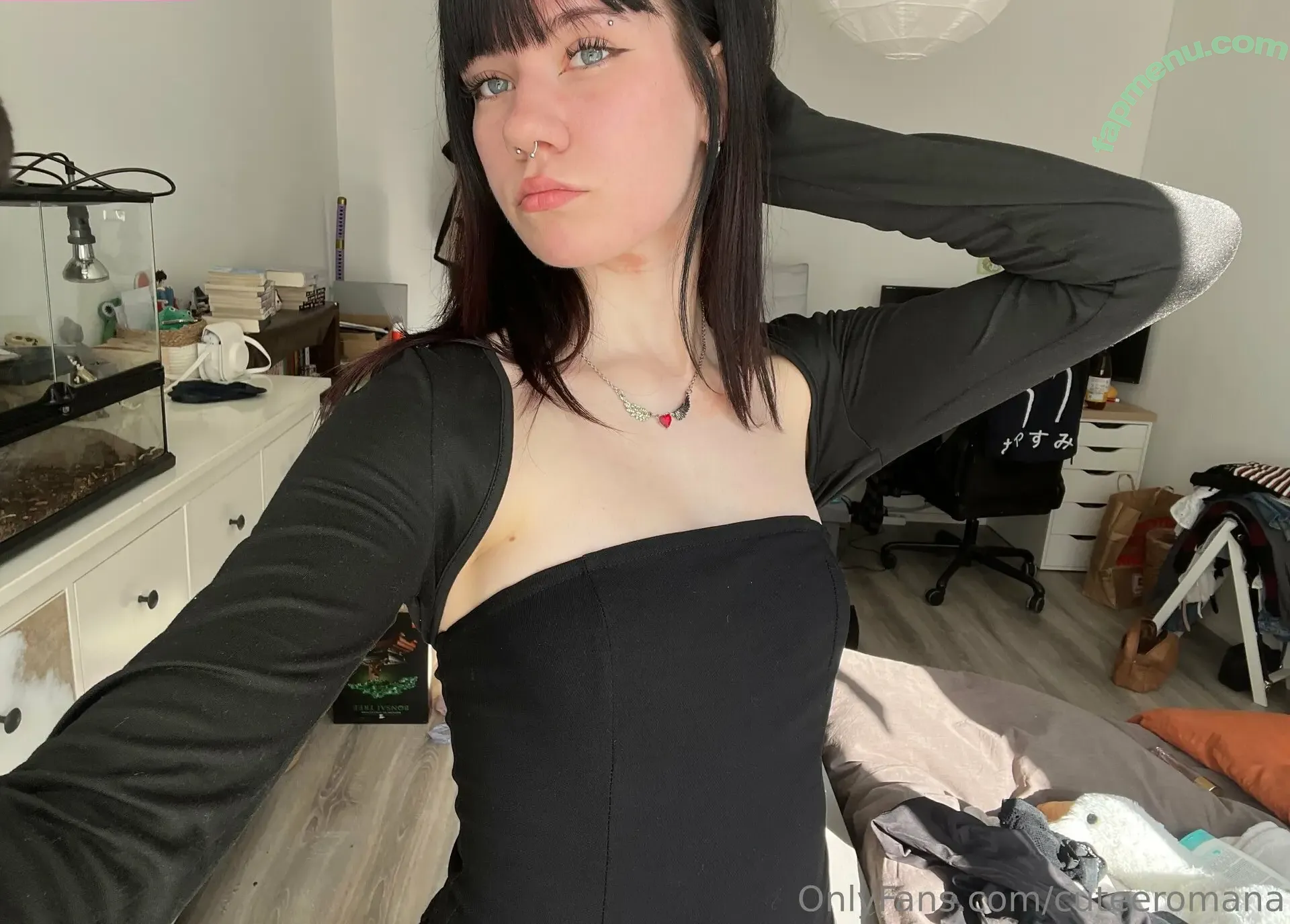 cuteeromana nude photo #0086 (only.romana)