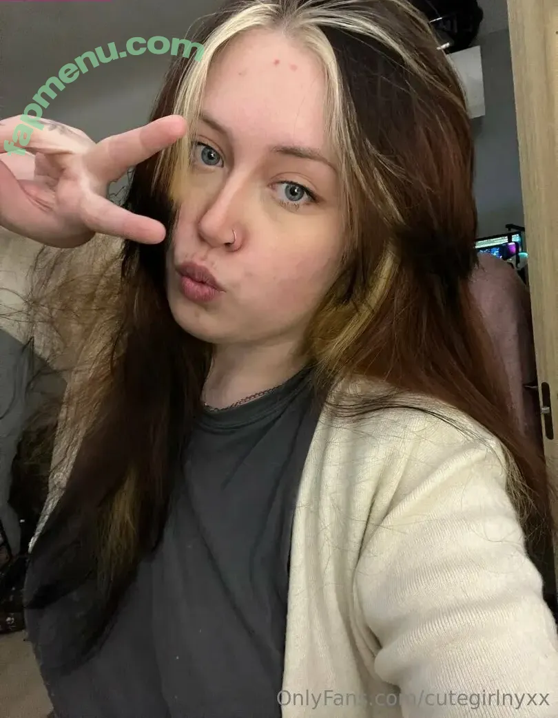 cutegirlnyxx nude photo #0024 (cutegirlnyxx)
