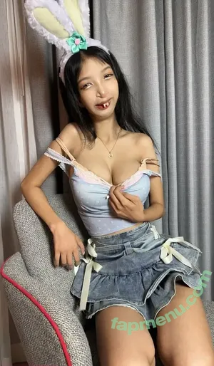 nude photo #0009