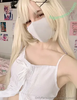 cuteprincesslily / cuteprincesslilyy nude photo #0091