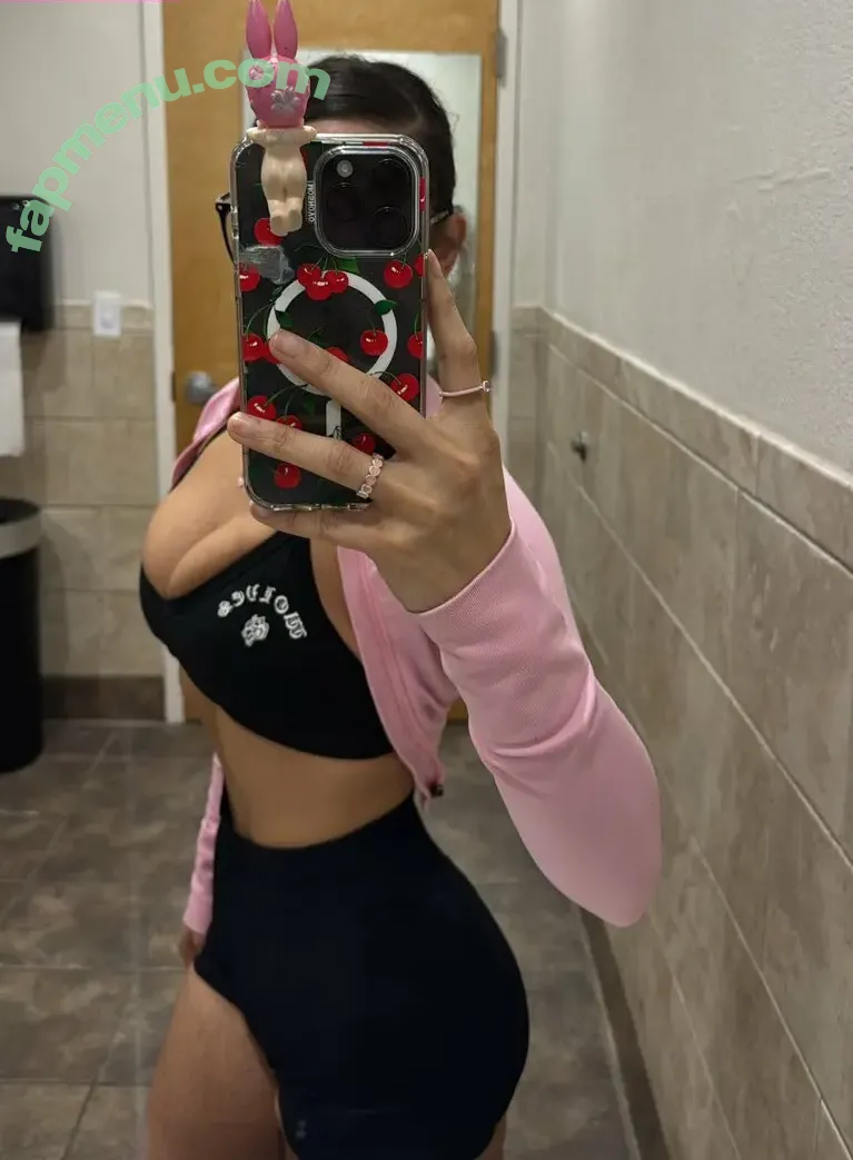 Cutesiibabii nude photo #0060 (Cutesidesi / desireangelita)