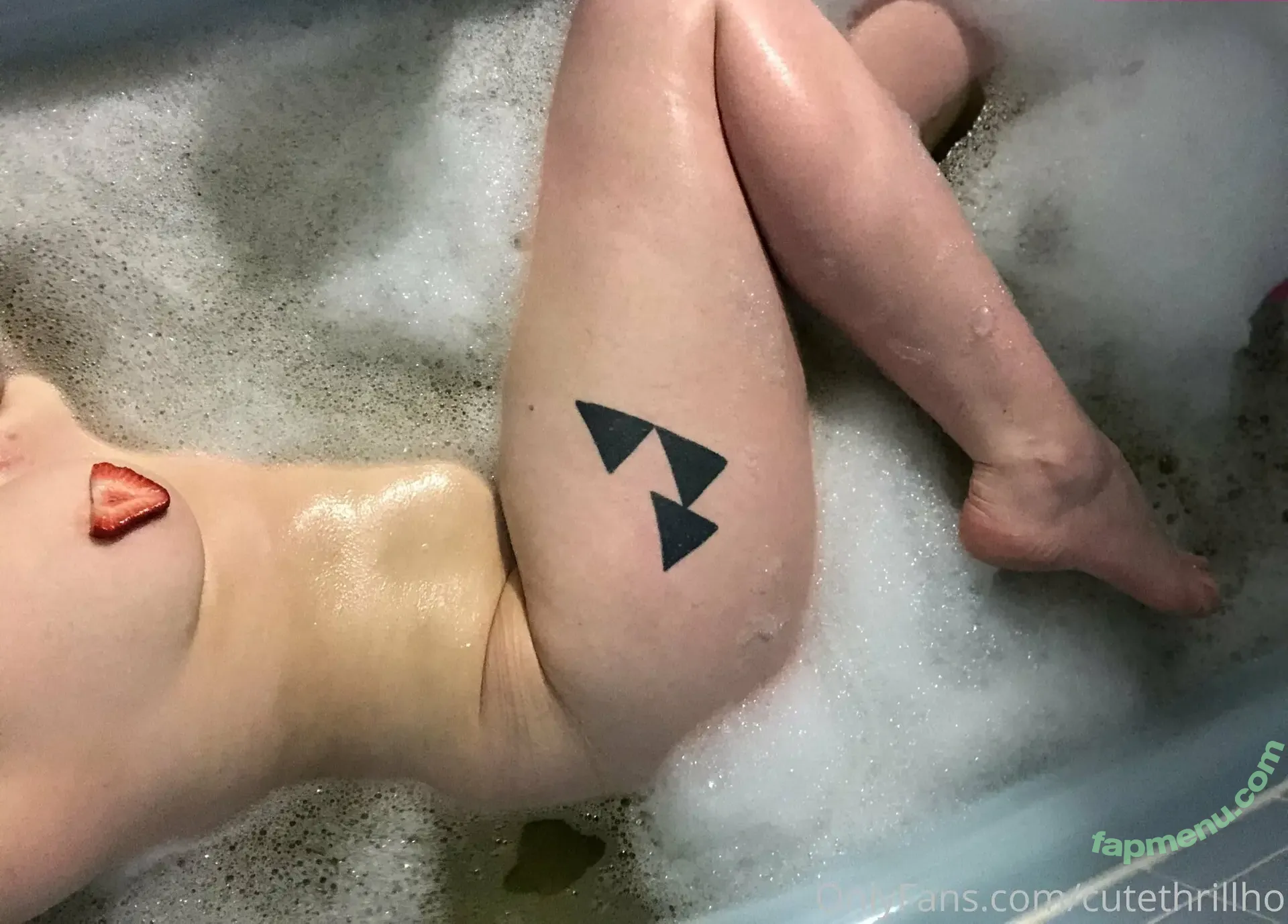 cutethrillho nude photo #0002 (cutethrillho)