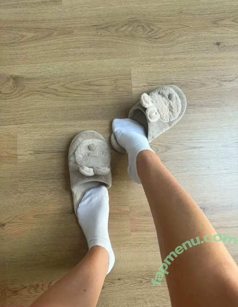 cutie.littlefootprincess nude photo #0001 (a_little_cutie_princesss)