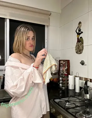 cutie.sofia / cutiesophiaaria nude photo #0064