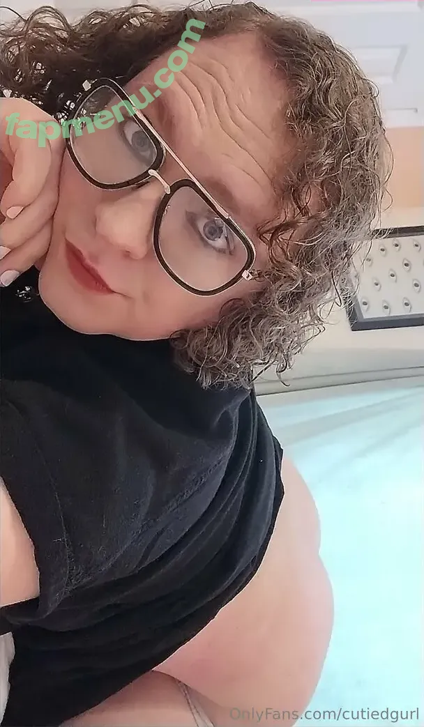 cutiedgurl nude photo #0001 (cute_gi_rl_1432)