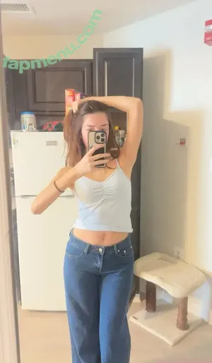  nude photo #0004