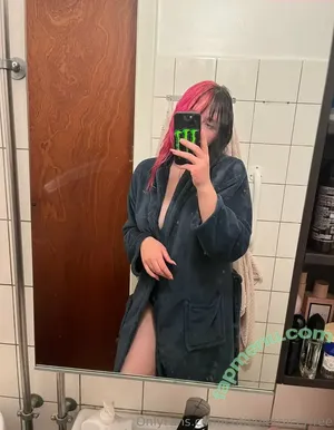  nude photo #0003