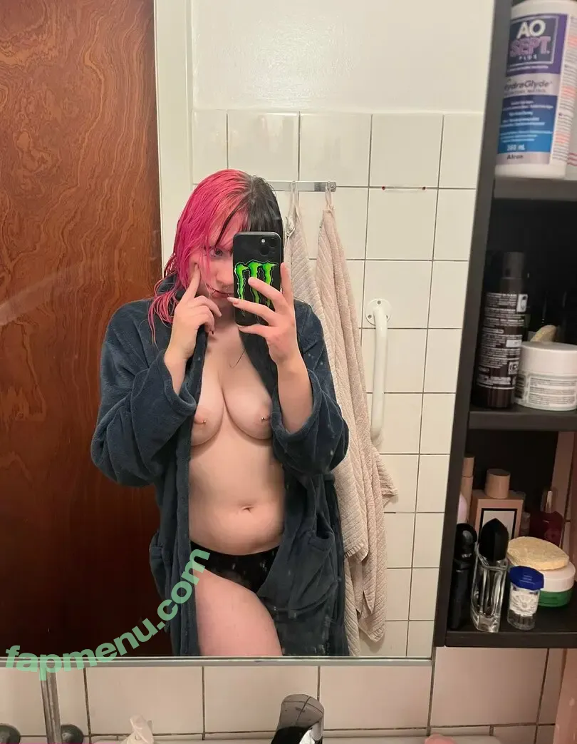 cutiepietracerfree nude photo #0004 (cutiepietracerfree)