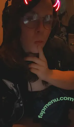  nude photo #0007