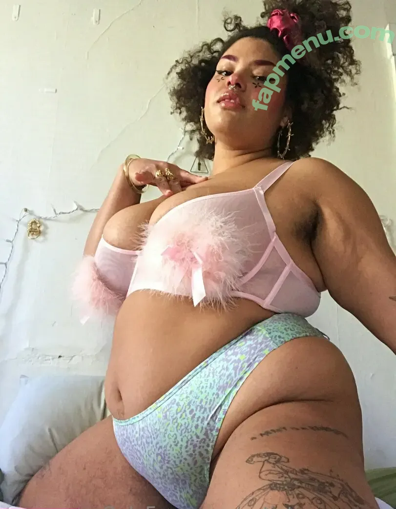 cutietownmayor nude photo #0036 (shinynewdad)