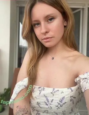cuttiebecca / beccakate34 nude photo #0058