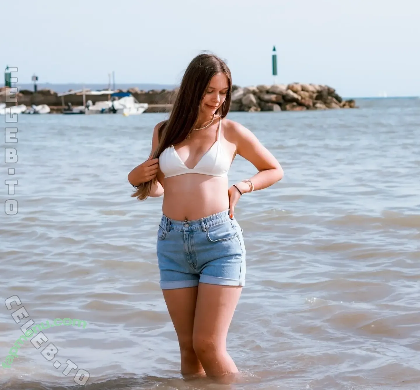 CuzImSara nude photo #0086 (CuzImSara)