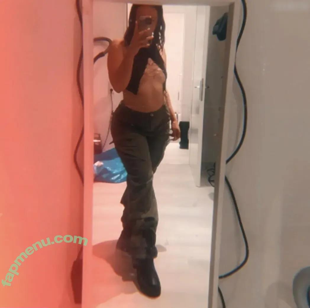 Cxmshotface nude photo #0041 (rebeccacambria_free / shitboxblondie / shitboxmommy)