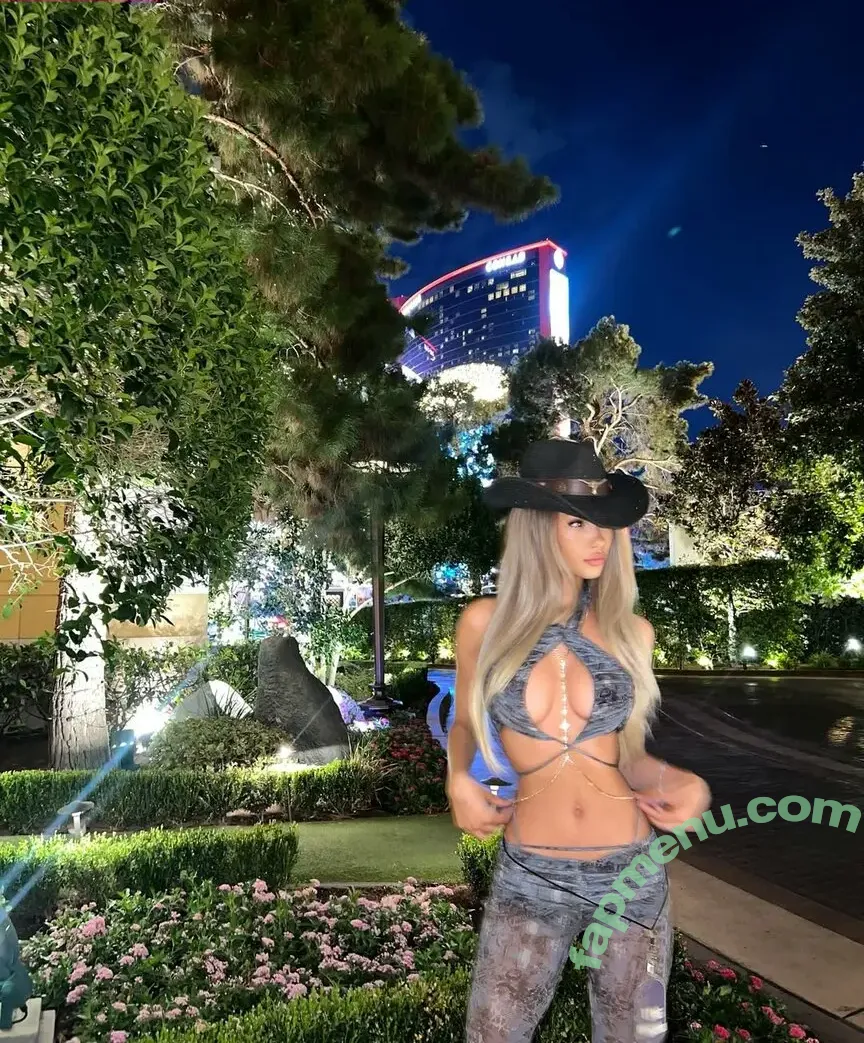 cyaannk nude photo #0043 (Cy / cumrena)