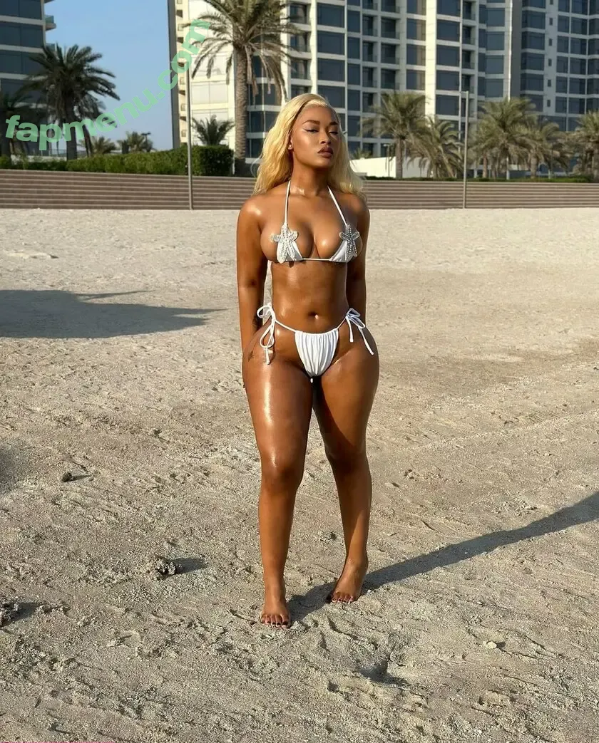 Cyan Boujee nude photo #0002 (cyan.boujee24)