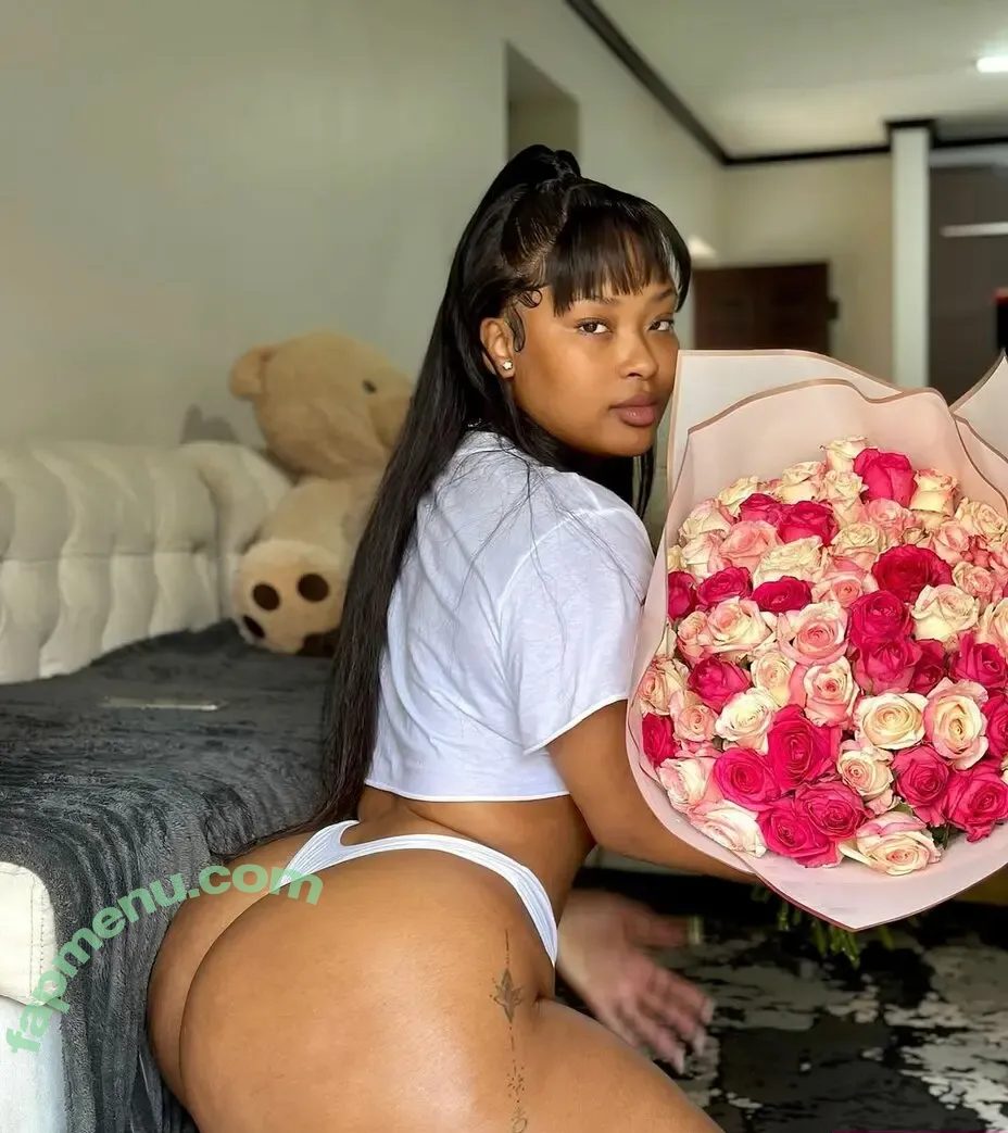 Cyan Boujee nude photo #0020 (Honour Zuma / cyan.boujee / cyan.boujee24)