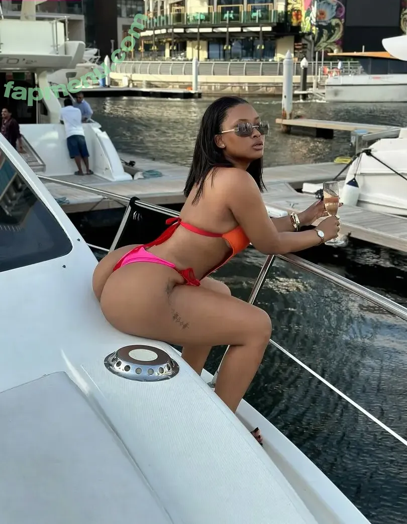 Cyan Boujee nude photo #0045 (Honour Zuma / cyan.boujee / cyan.boujee24)