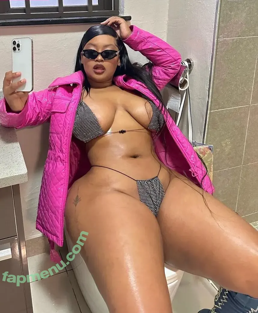 Cyan Boujee nude photo #0076 (Honour Zuma / cyan.boujee / cyan.boujee24)