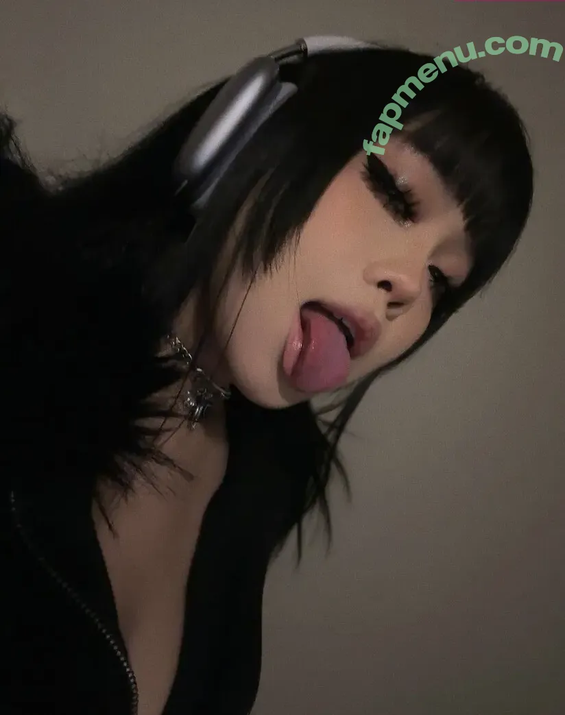 Cyb4rAnGeL nude photo #0071 (Cyb4rGaL / cyb3rangel)