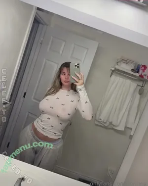 Cyberalina / Corinna nude photo #0022