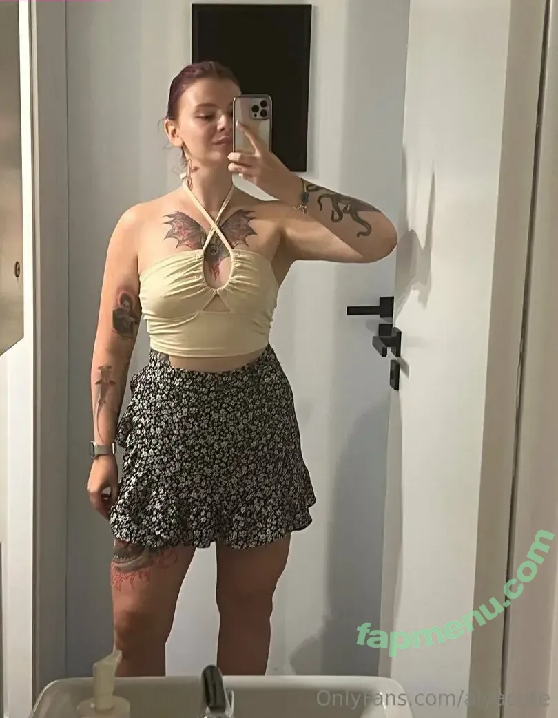 cyberalyaacutest nude photo #0008 (cyberalyaacutest)