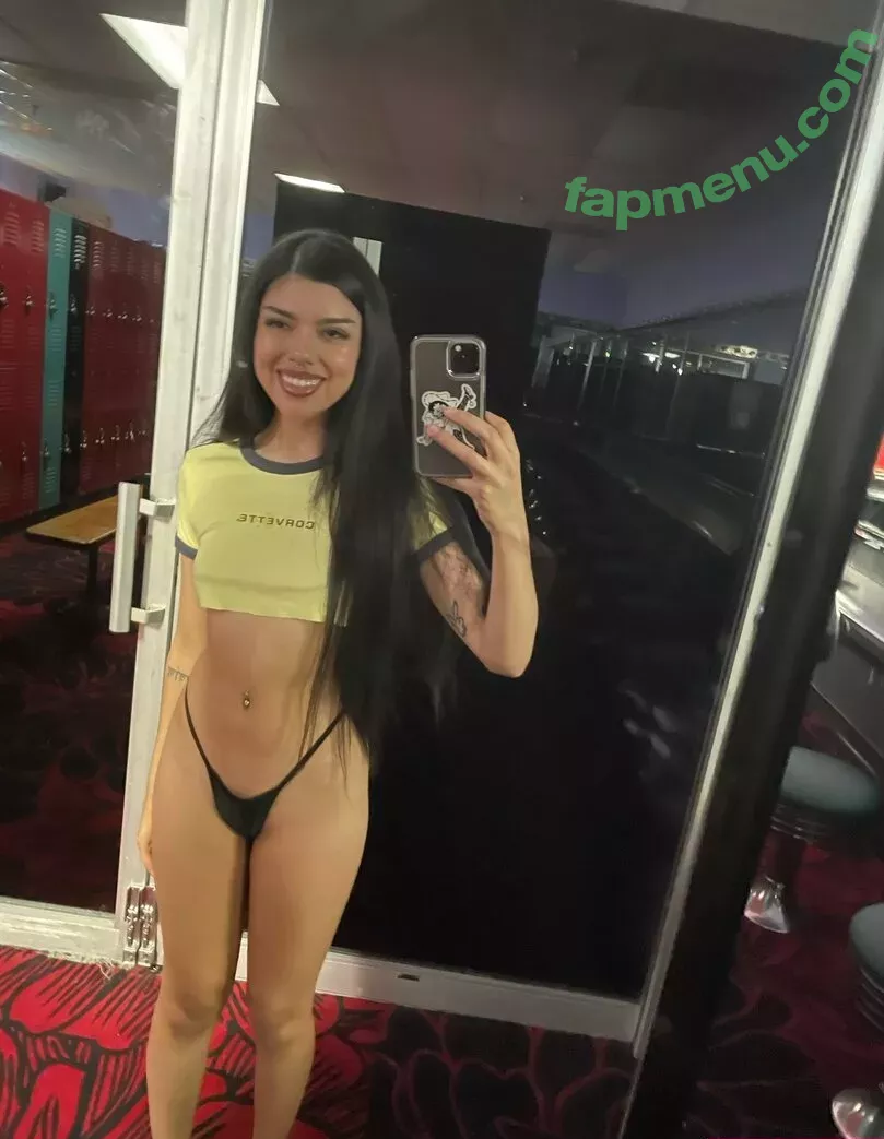 cyberiariley nude photo #0023 (cyberiariley)