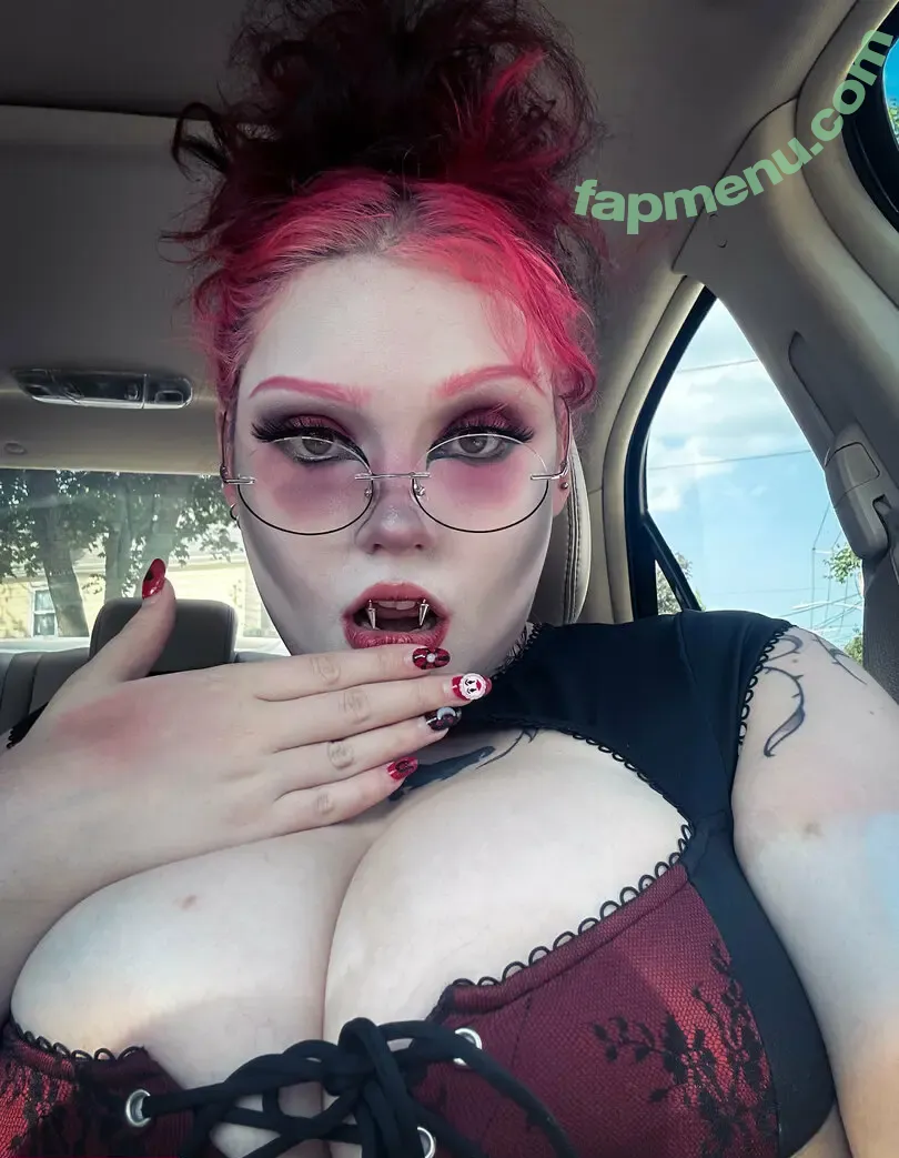 cybervampiregf nude photo #0024 (cybervampiregirl)